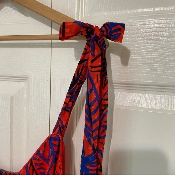 Alexis NWT handkerchief Red and Blue Floral Midi Dress Size 3X - Picture 7 of 16